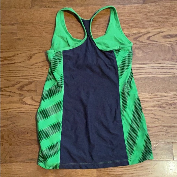 Nike Dri-fit Mesh Back Racerback Shelf Bra Tank - Picture 6 of 8